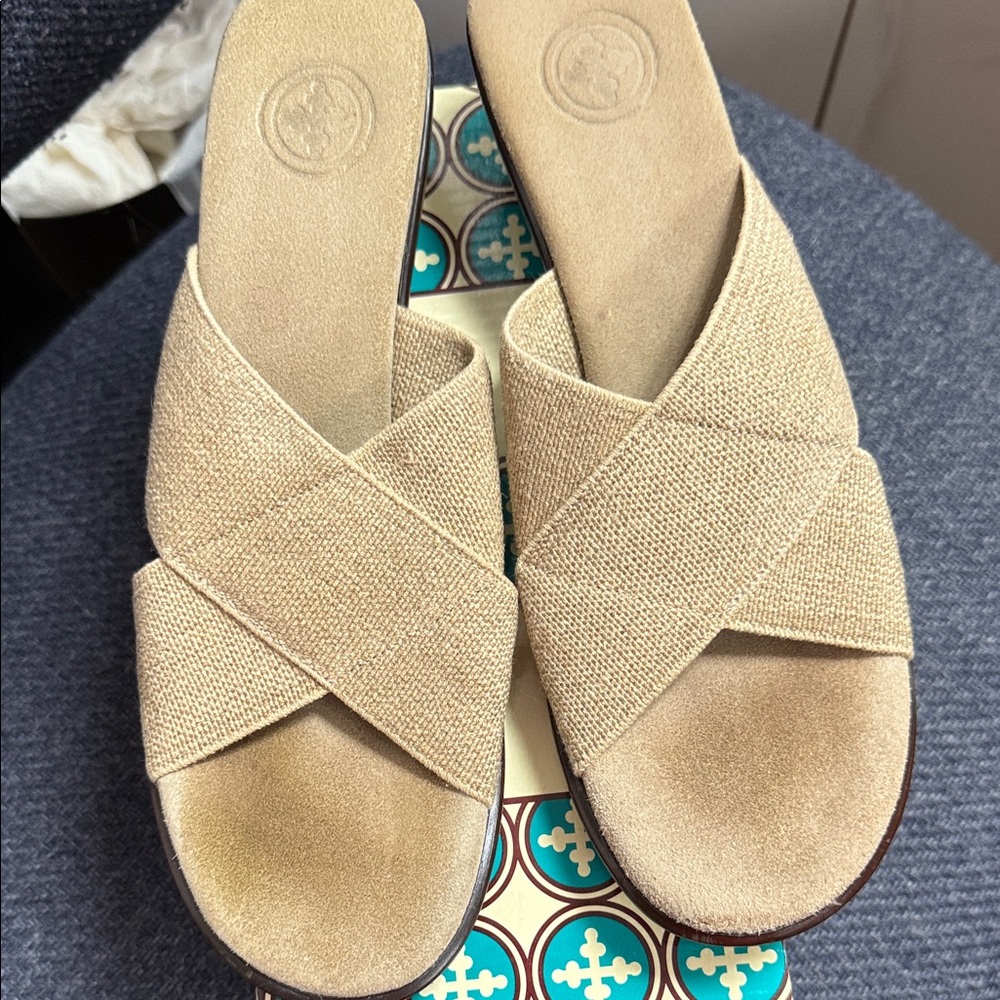 CHARLESTON SHOE CO. Tan Women's Mules - Picture 1 of 6